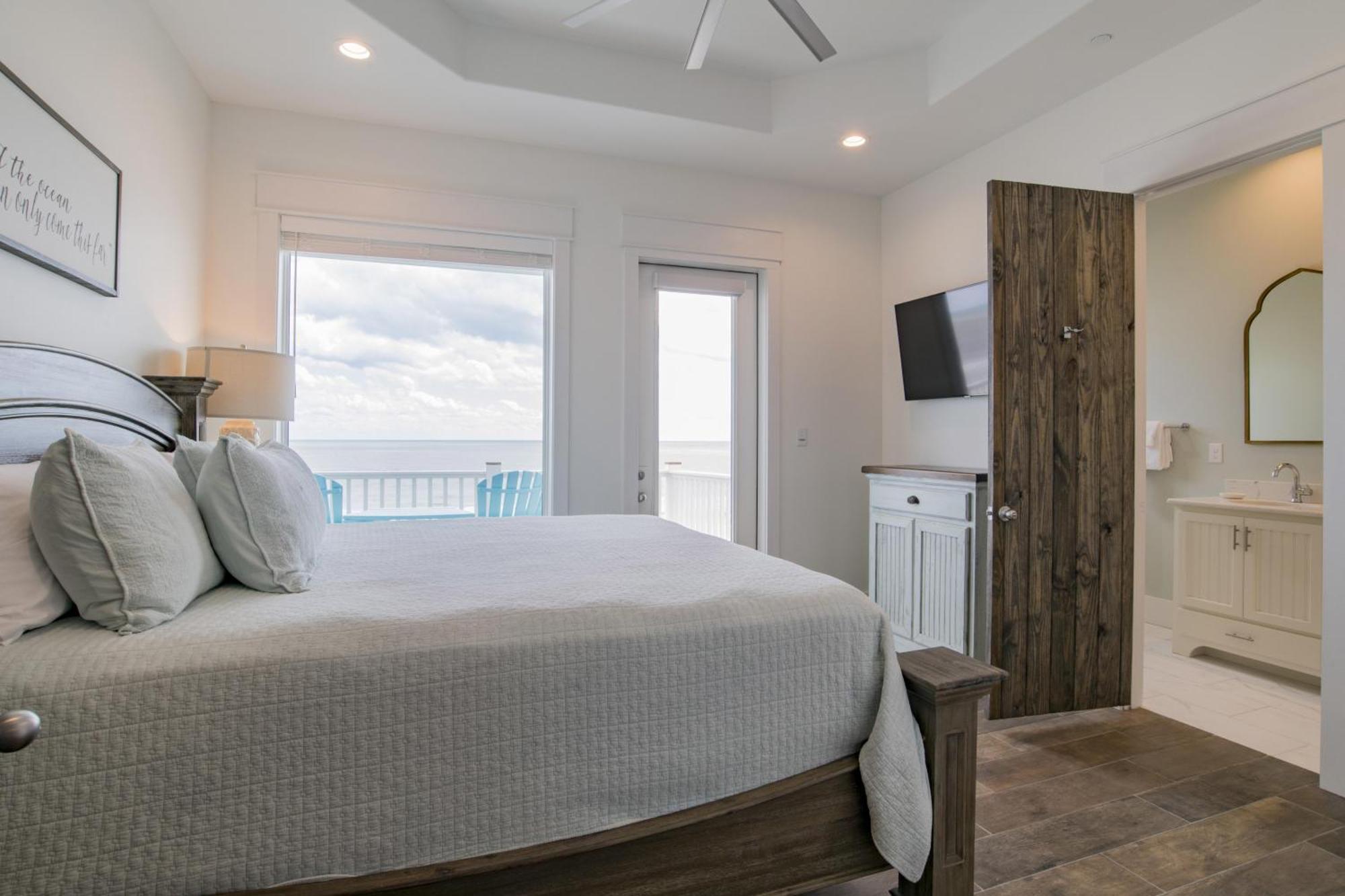 The Pearl Gulf Front W-Prvt Heated Pool, 12 Bdrm -12,5Bath Alvacationrentals Gulf Shores Room photo
