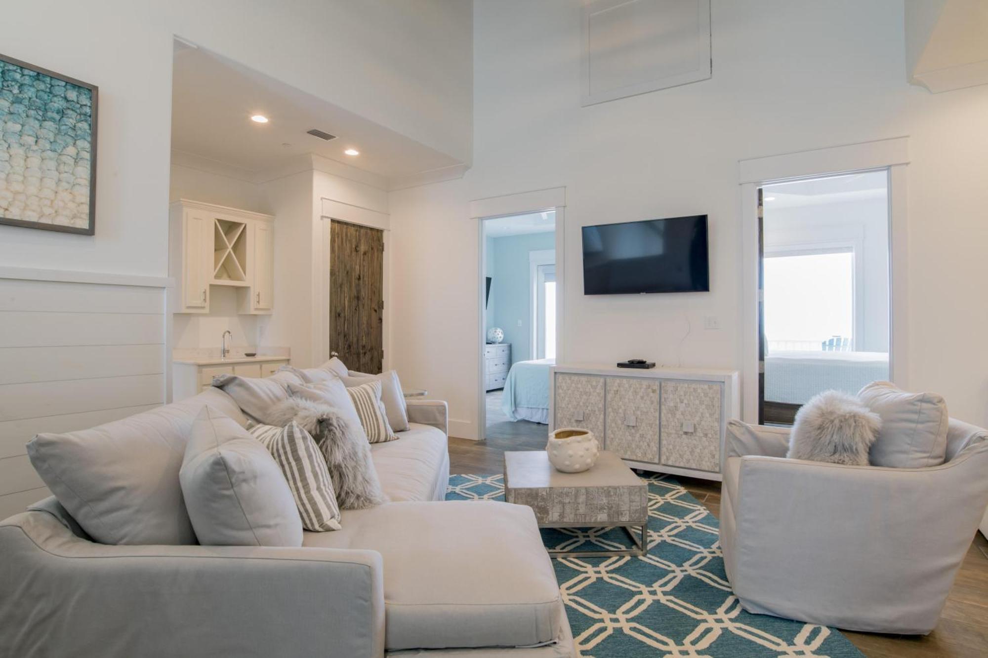 The Pearl Gulf Front W-Prvt Heated Pool, 12 Bdrm -12,5Bath Alvacationrentals Gulf Shores Room photo