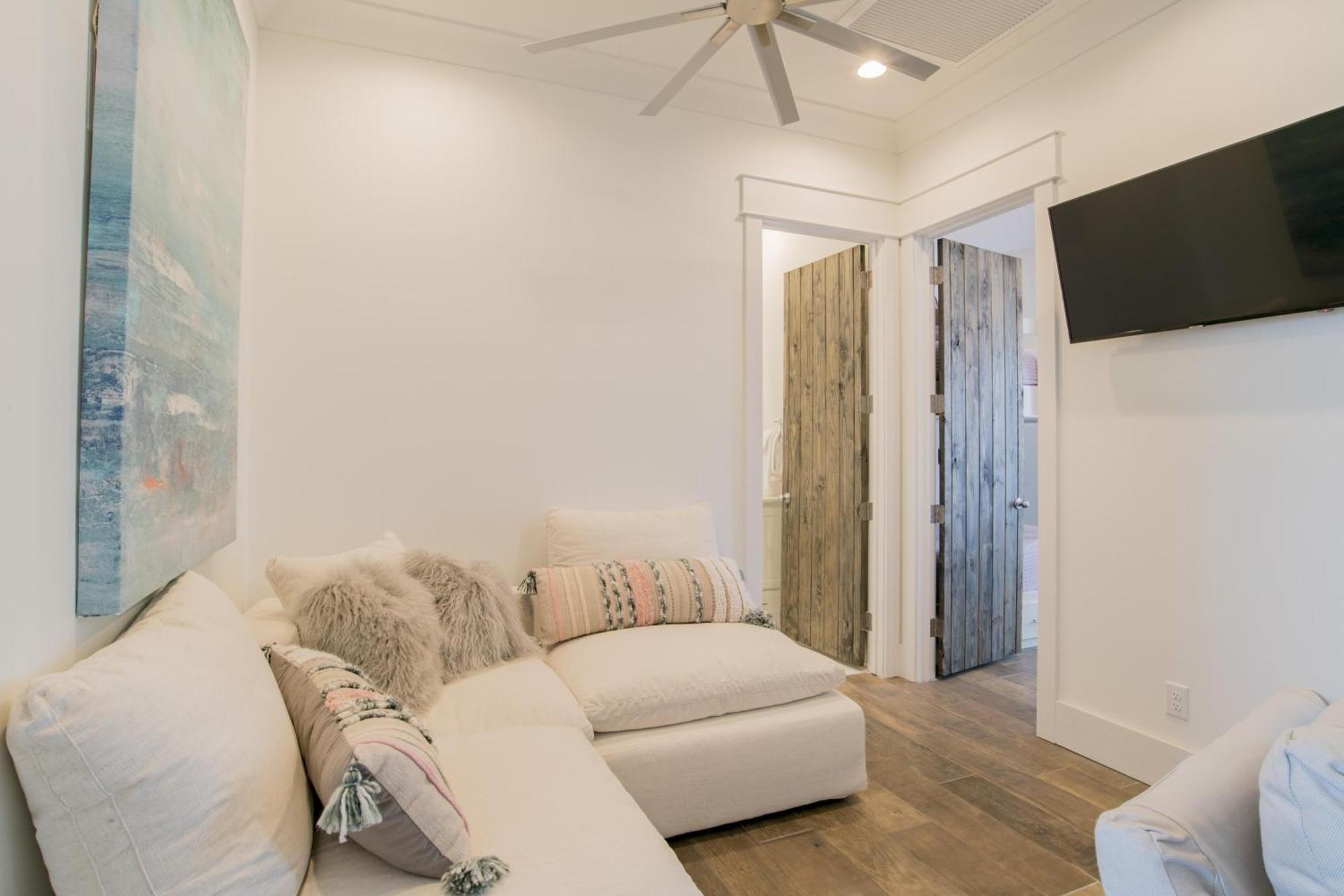 The Pearl Gulf Front W-Prvt Heated Pool, 12 Bdrm -12,5Bath Alvacationrentals Gulf Shores Room photo